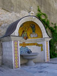 Бахчисарай: 
источник на территории Свято-Успенского мужского монастыря